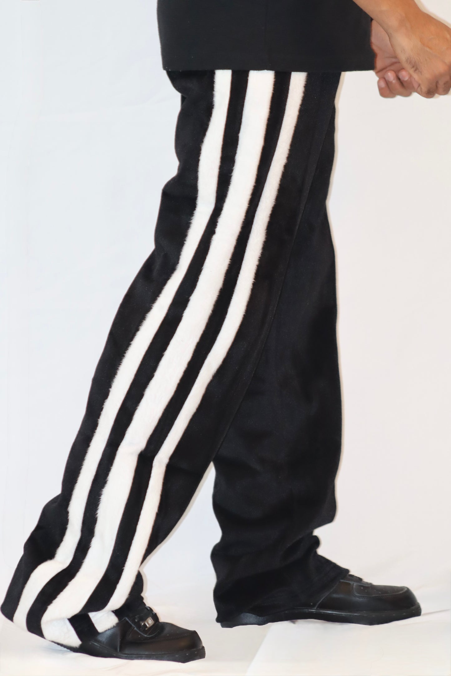 Velocity Track Pants (Black series)