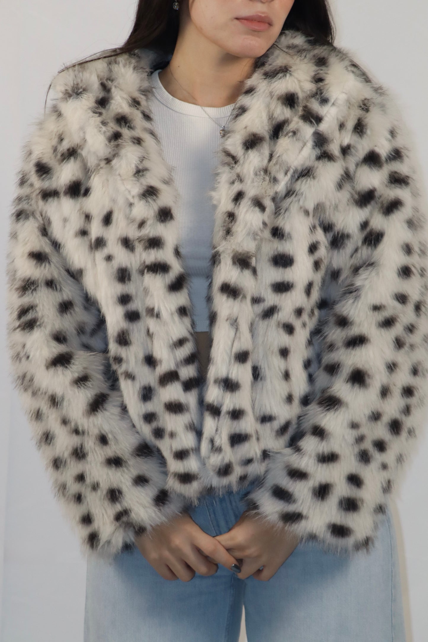 Monochrome Diva -Cropped Coat