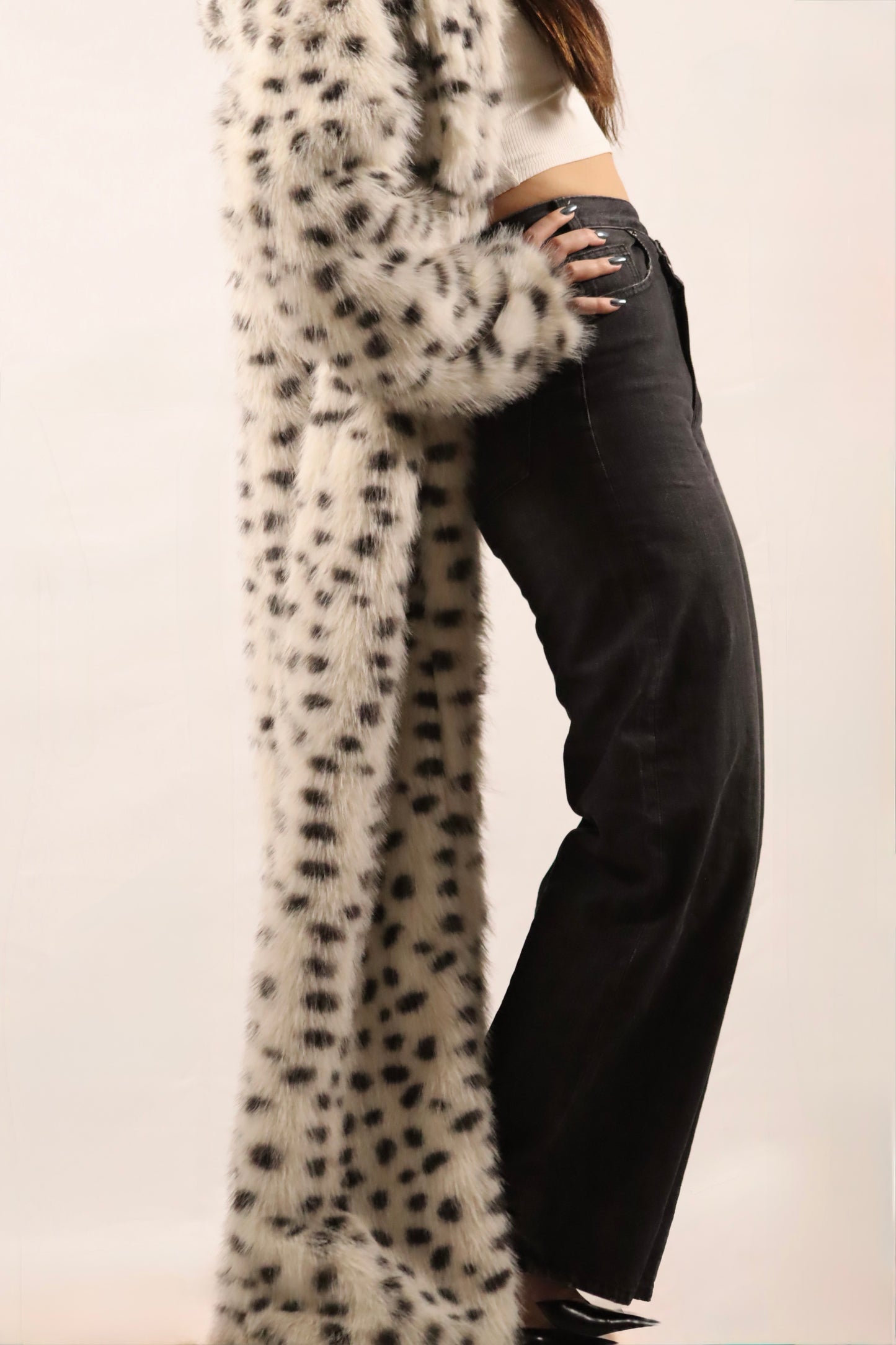 “Monochrome Diva Coat”