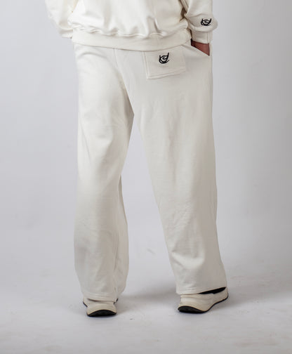 WHITE COTTON SWEATPANTS WITH FUR-LINED INTERIOR