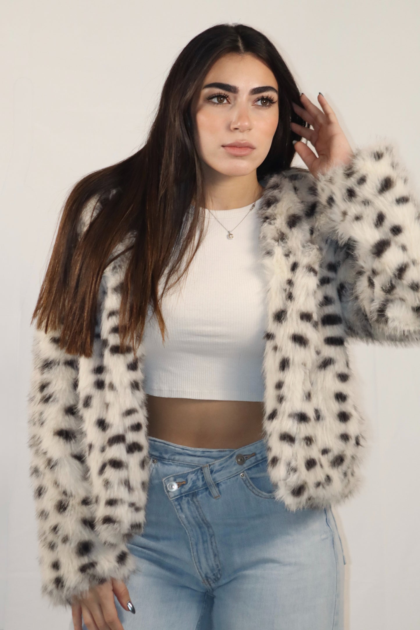 Monochrome Diva -Cropped Coat